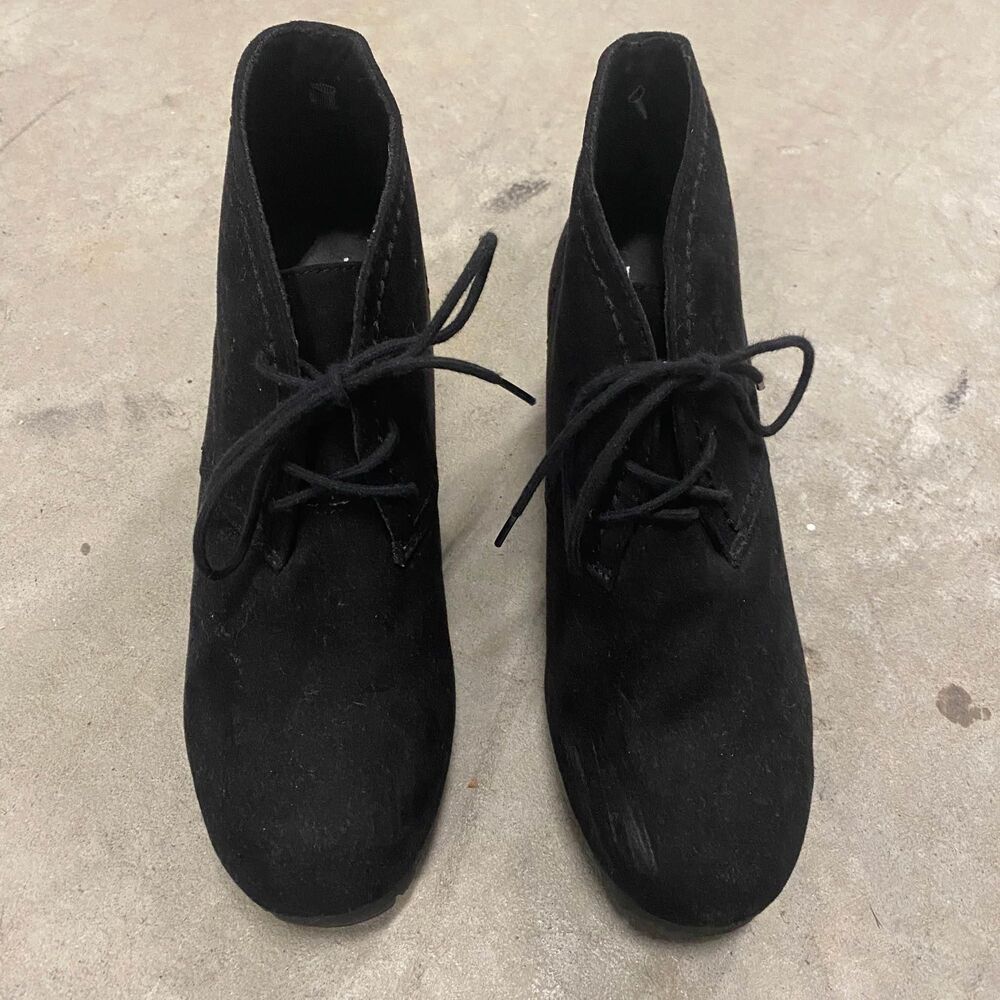 Time and True Black Faux Suede Lace Up Wedges Women's Size 7